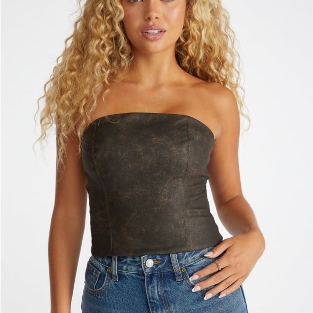 JustFab Black Strapless Crop Top